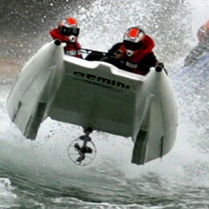 Extreme Power Boating Experience Gift Voucher - Click Image to Close